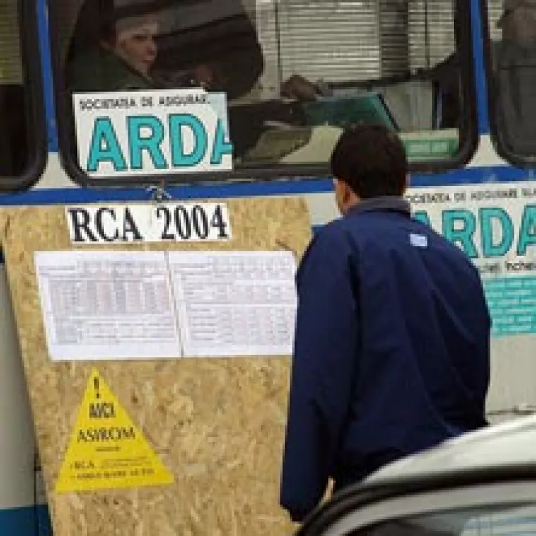 Asigurarea pentru o Dacie va costa pana la 218 lei noi