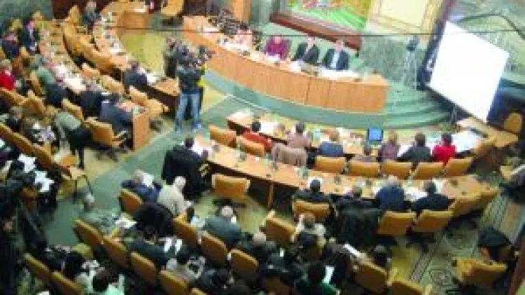 Craiova, condusa prin delegatie