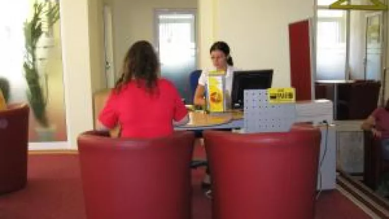 Credite mai mici, dar mai ieftine