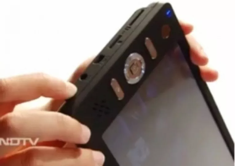 DataWind a realizat cea mai ieftina tableta: 60 de dolari