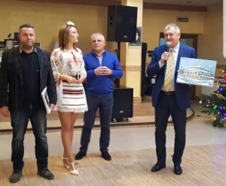 Despre iarna, expozitie personala a artistului plastic Jimmy Stanescu in cadrul Craciunului Liberal