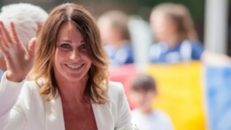 Gimnasta Nadia Comaneci a vorbit despre inceputurde televiziune american