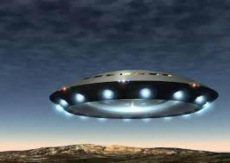 Intalnirile unui pilot militar roman cu nave extraterestre care vin pe Pamant si controleaza spatiul nostru aerian (2)