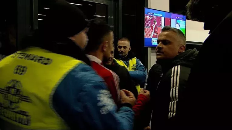 Scandal dupa Sepsi - FCU Craiova. Bahassa, luat pe sus de agentii de paza