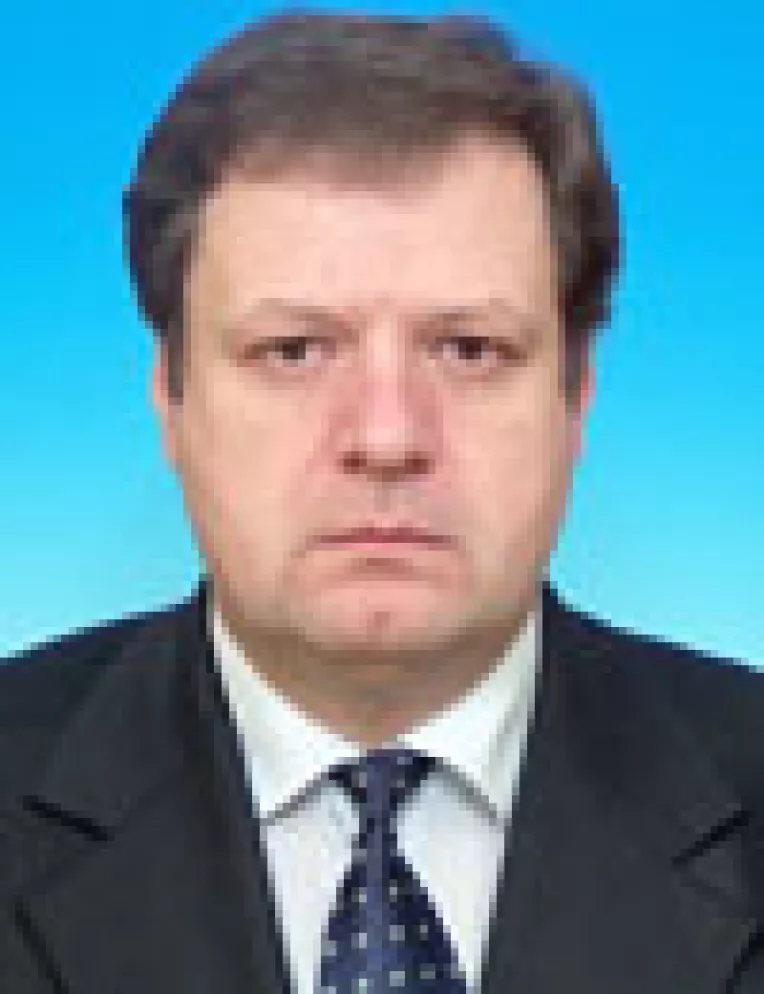 Sorin Paveliu s-a autosuspendat din PD-L pentru a candida impotriva Elenei Udrea