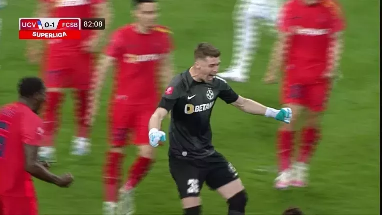 Univ. Craiova - FCSB 1-2. Victorie mare FCSB, Ivan a ratat incredibil un penalty
